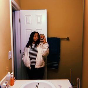 Meet your Posher, Khamari